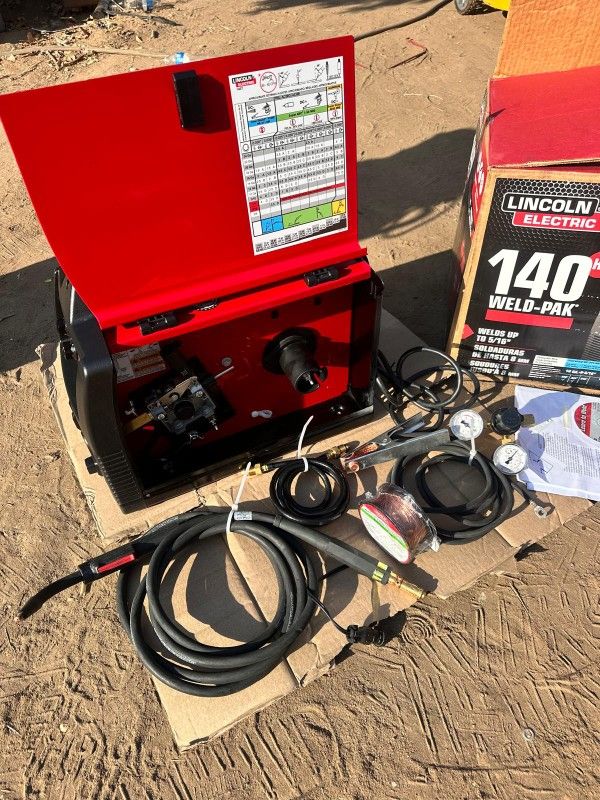 Lincoln Electric
Weld-Pak 140 Amp MIG and Flux-Core Wire Feed Welder, 115V, Aluminum Welder with Spool Gun