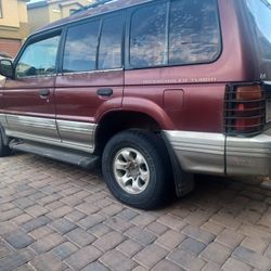 1996 Mitsubishi Montero Sport