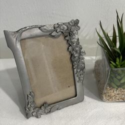 Vintage Pewter Picture Frame With Pretty Flowers 