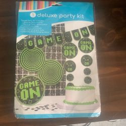 1 Deluxe Party Kit 