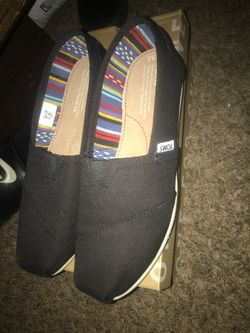 Toms