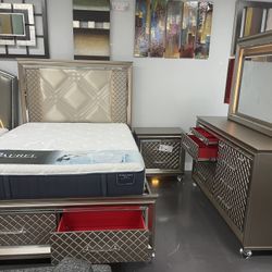 Beautiful Avalon Bedroom Set On Crazy Blowout Sale 