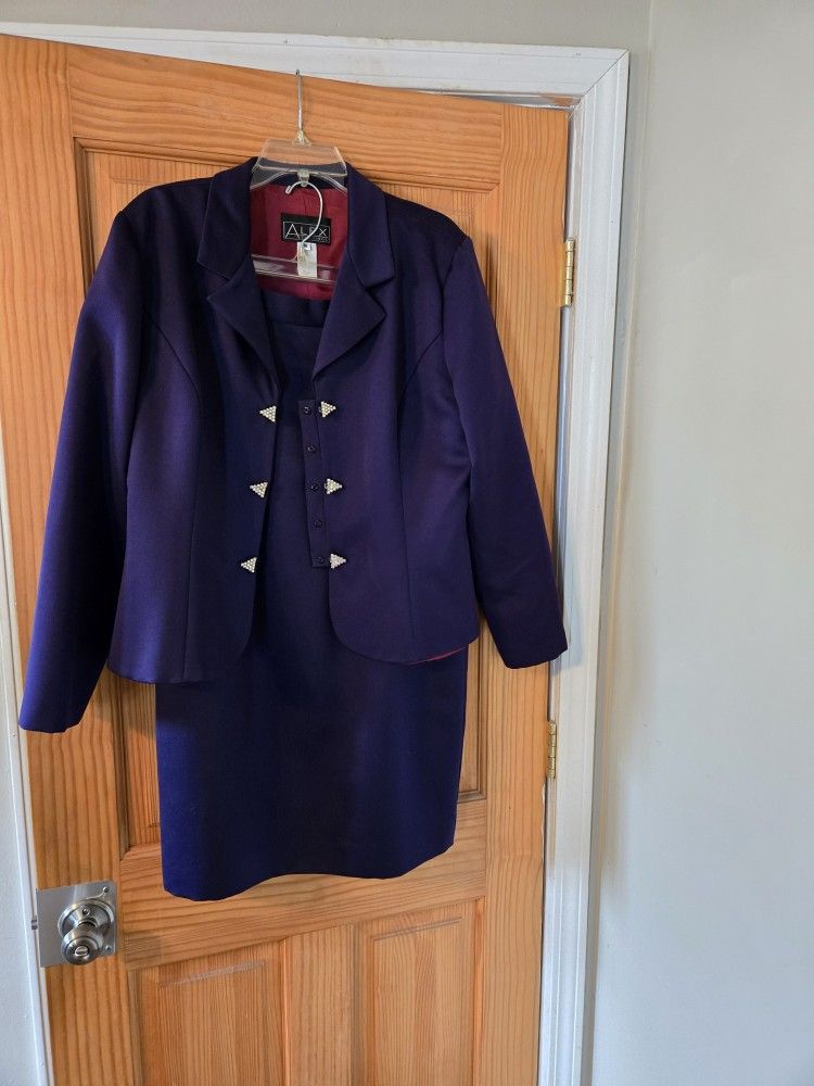 2 Pc Purple WOMAN'S SUIT