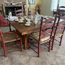 Nice Table 6 Chairs!!