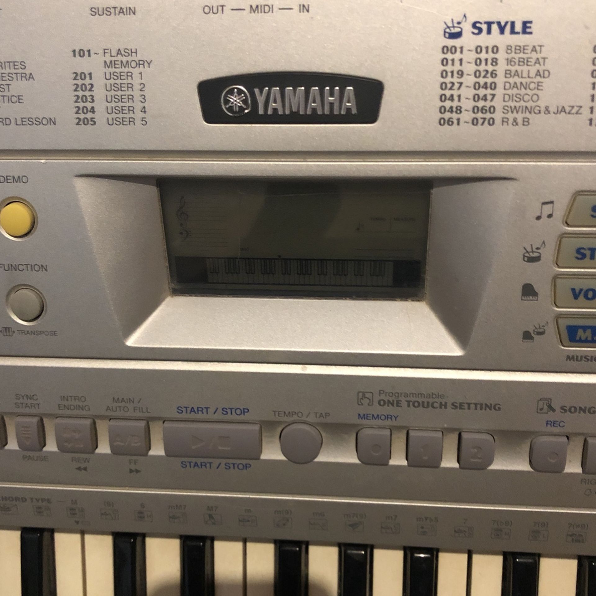 Yamaha Keyboard
