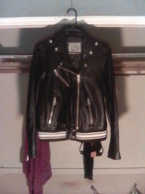 LEVIS BLACK LABEL WMNS LEATHER JACKET