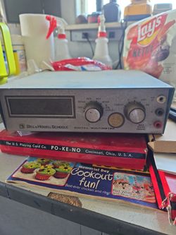 Bell & Howell Schools Digital Multimeter