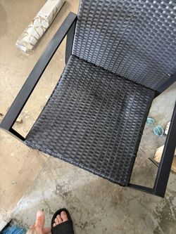 Modern Wicker Accent Chair w/ Glass Side Table – Indoor/Outdoor