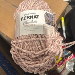 Bernat Blanket Speckle Yarn-Clay Brick 161102-02001