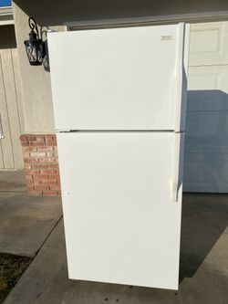 30” Two Doors Top Freezer