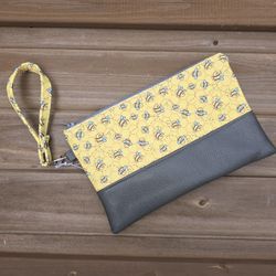 Wristlet