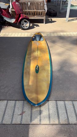 Chas 7’6” Mid Length Surfboard