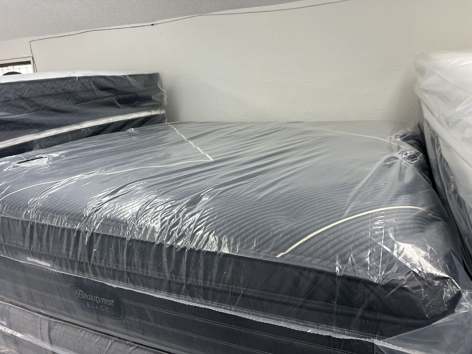 KING SIZE SIMMONS BEAUTYREST BLACK K CLASS PILLOW TOP MATTRESS & BOX SPRINGS BED SET,All Products : American Fashion Style Bags On Sale