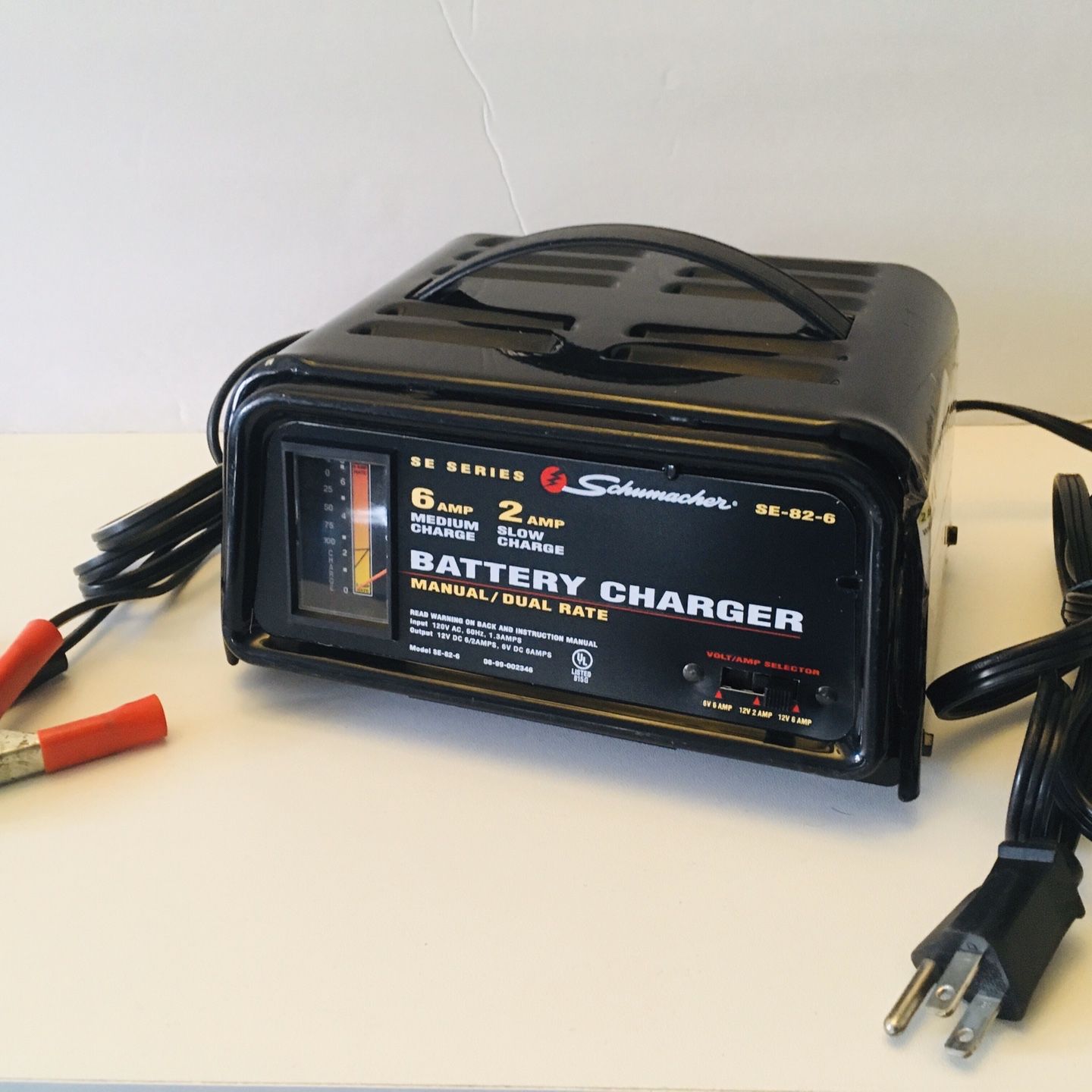 Black & Decker 18v Blower w/2 batteries & charger for Sale in Brooklyn, NY  - OfferUp