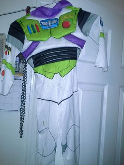 Buzz light year
