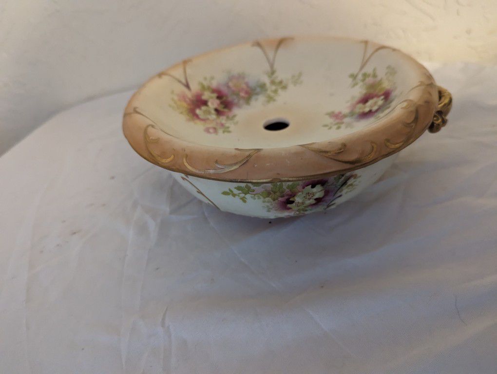 Antique Royal Balmoral Berry Bowl