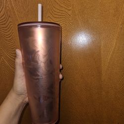 Starbucks Cups 