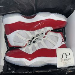Jordan 11 Cherry Retro Size 8.5