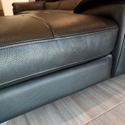Leather Sectional Nice Condition 104" X40"