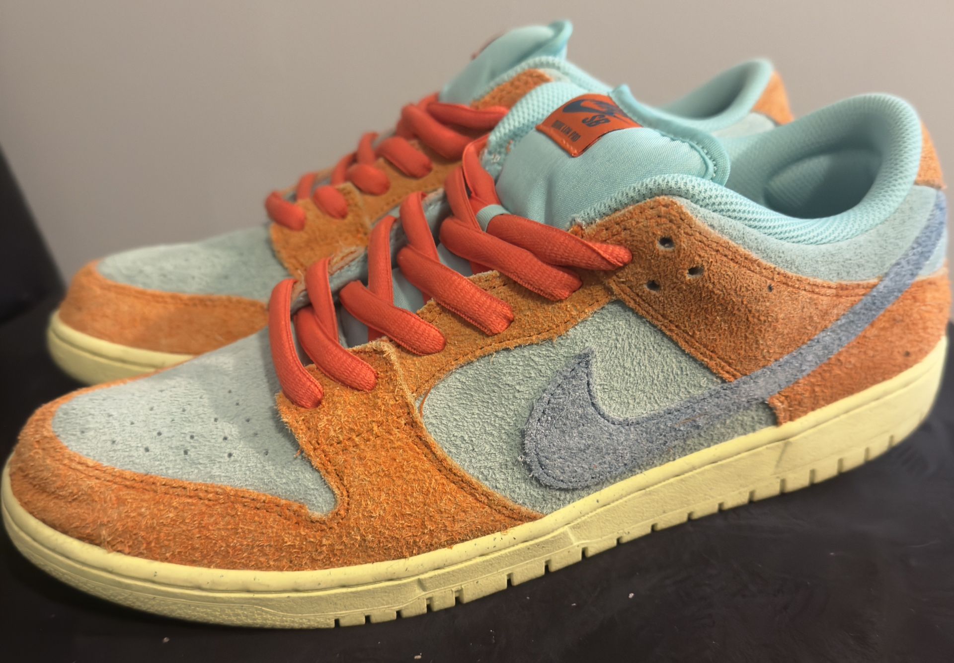 Nike SB Dunk Low ‘Orange Emerald Rise’