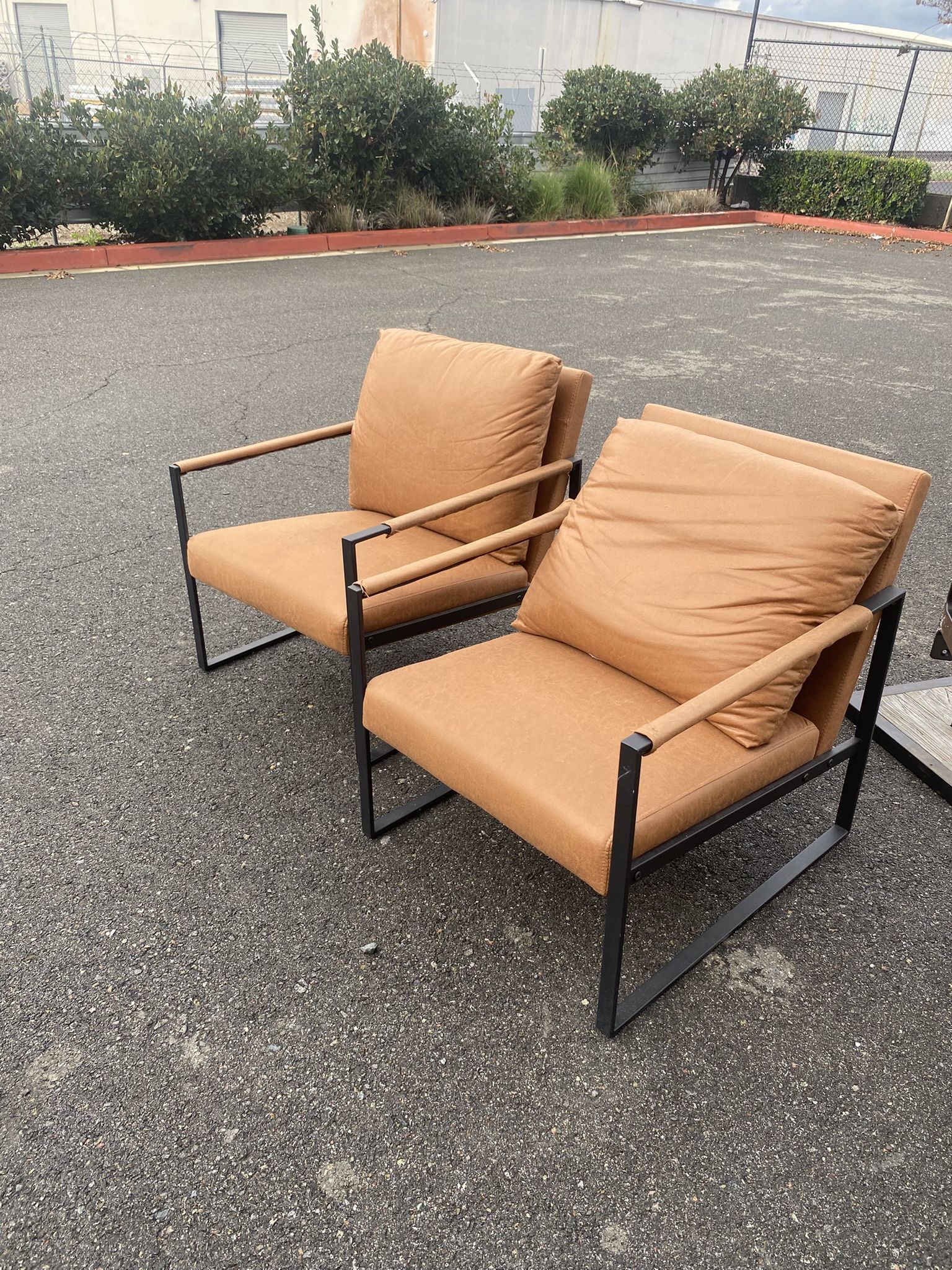 Mid Century Accent Chairs