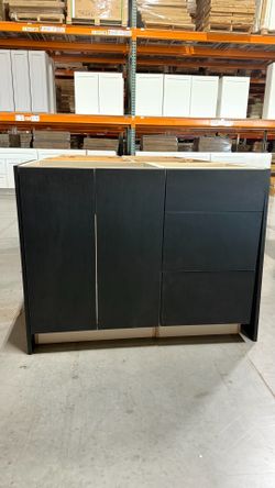 42" vanity cabinet clearance