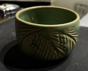 Vintage Exclusive Pottery Vessel