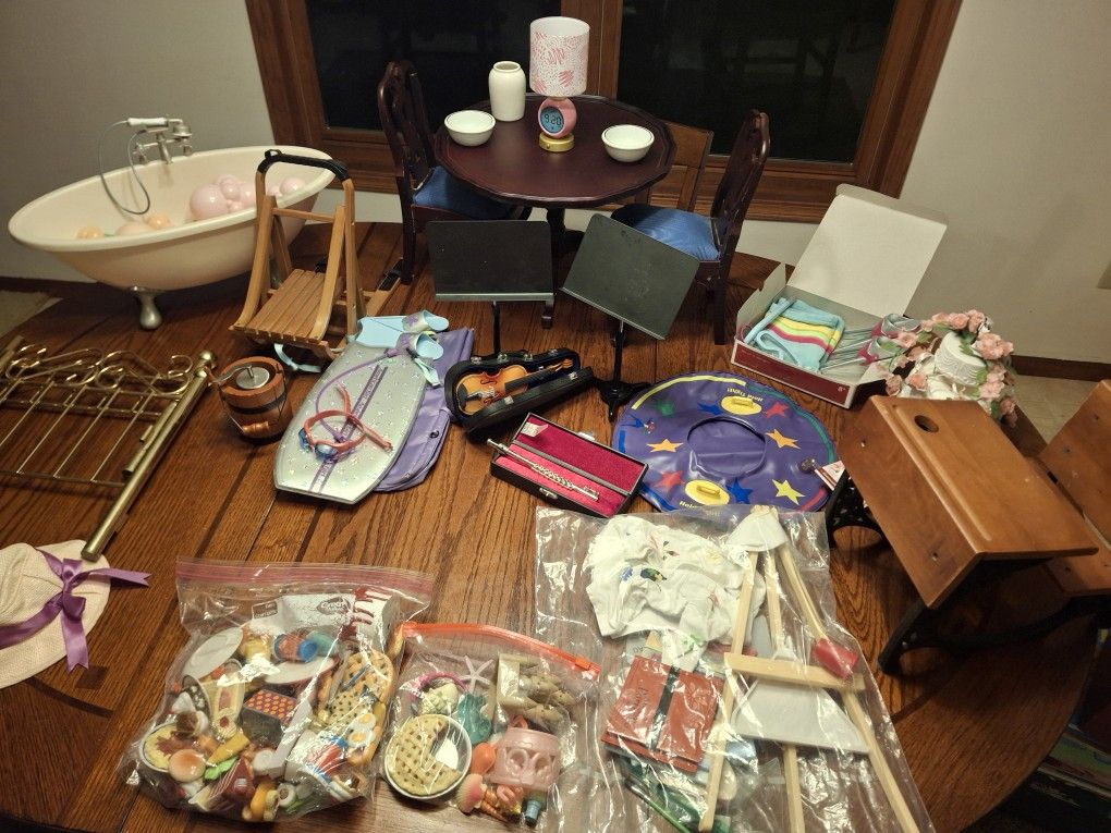American Girl Doll Excessaries. 