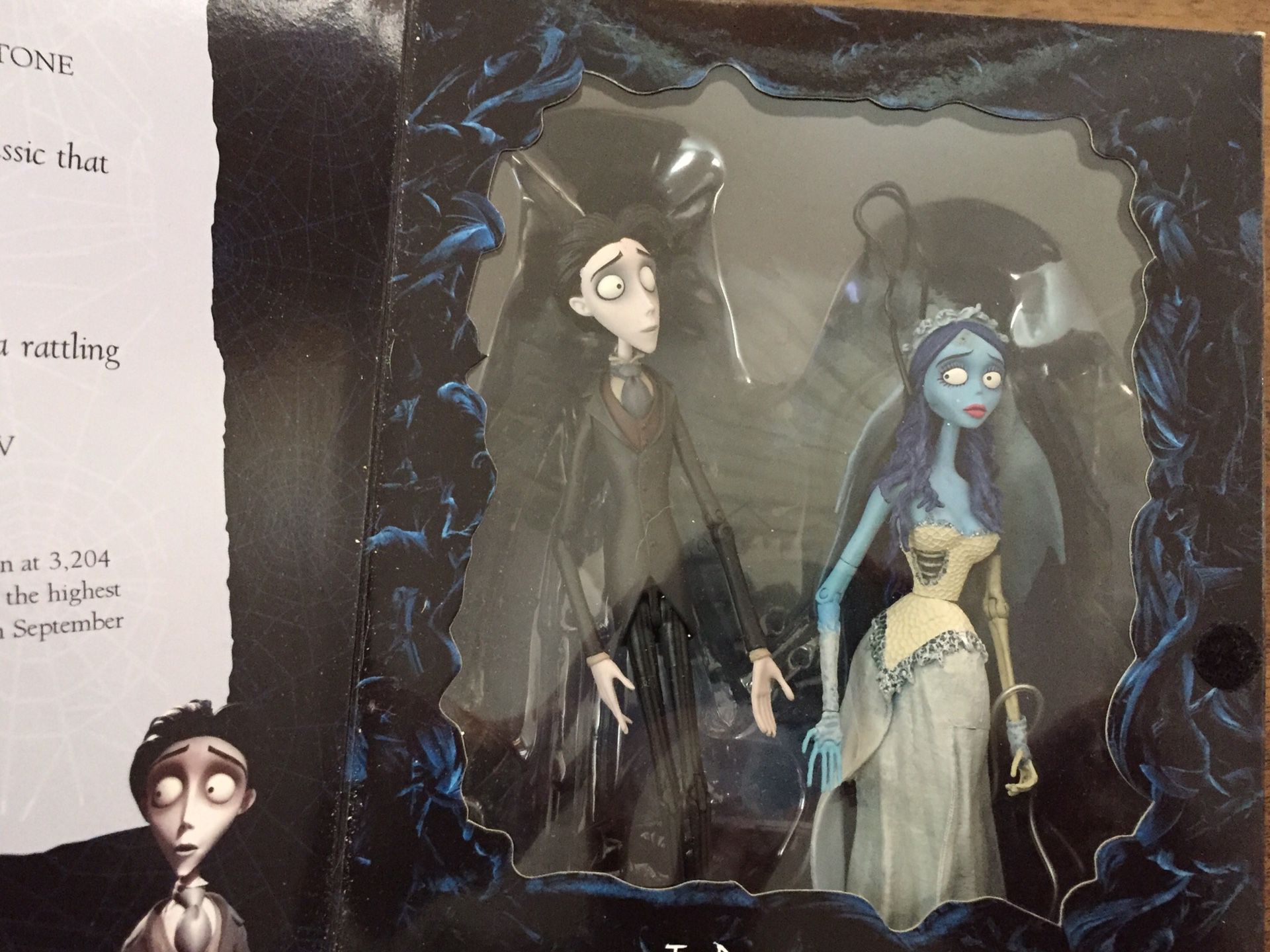Tim Burton's Corpse Bride & Victor Commemorative 2 pack figures This was produced by McFarlane Toys in 2005