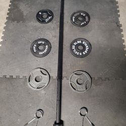 7ft 3piece 30lb beginners Bar With 6x5lbs and 2 clamps. Thats 60lbs all together with the Bar 