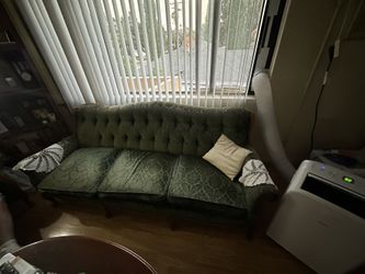 Vintage 3 Piece Couch Set