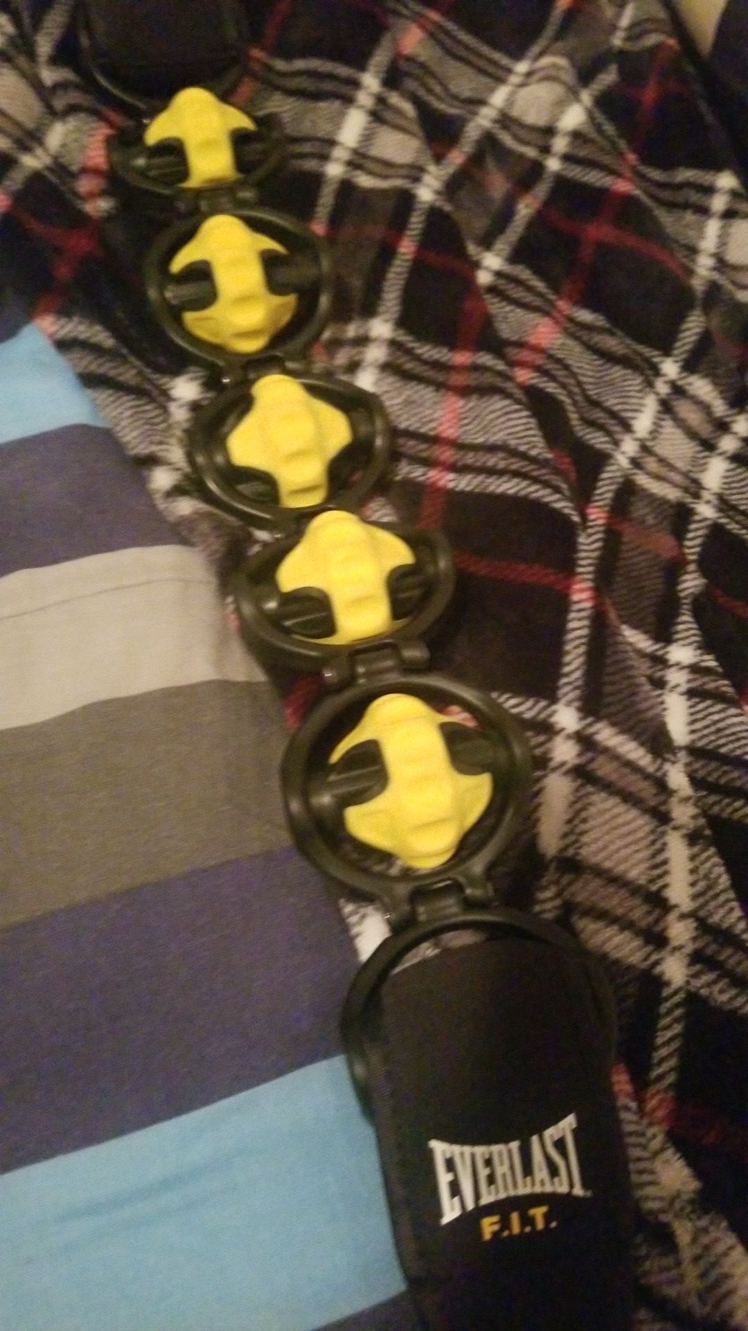 Everlast muscle roller unused