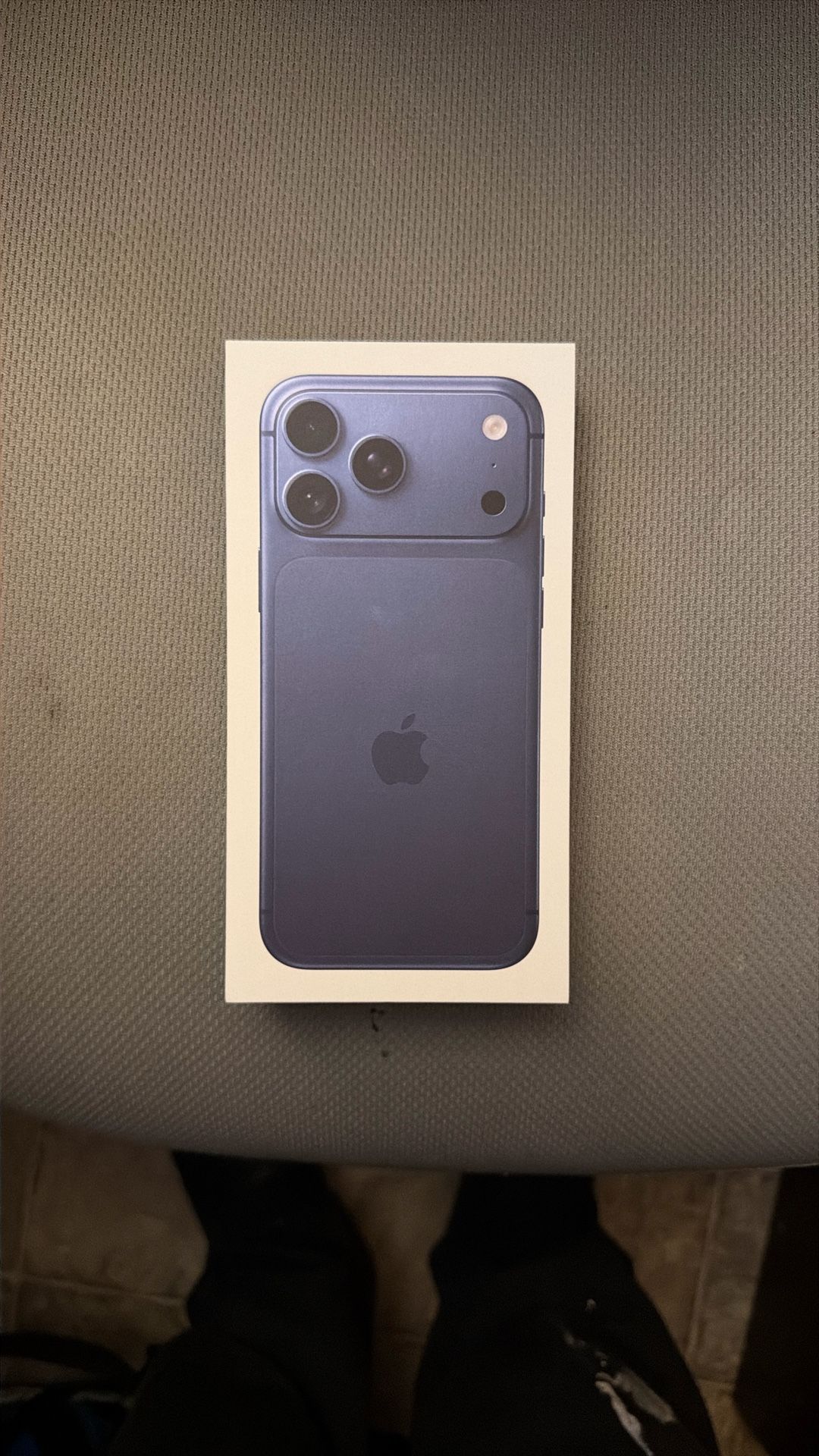 iPhone 17 Pro Max 2 Days Old Brand New With Otterbox Case 