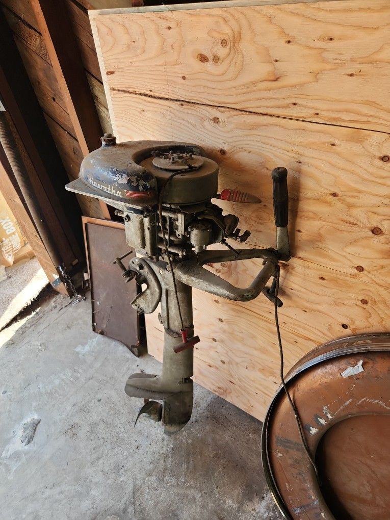 Hiawatha outboard boat motor