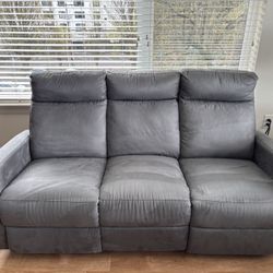 Reclining sofa 