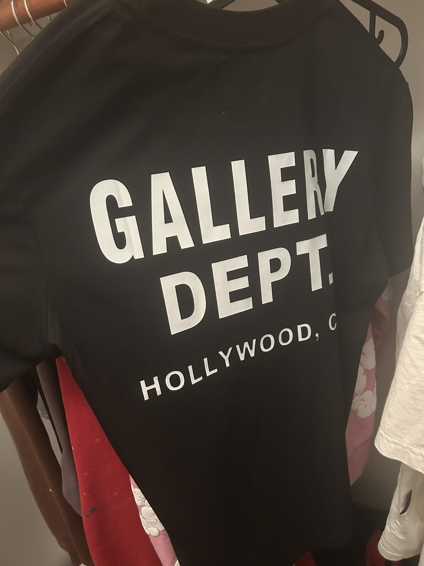 1:1 Gallery Dept T Shirt Size M