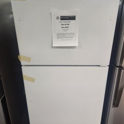 21.9 cu. ft. Top Freezer Refrigerator in White, Garage Ready