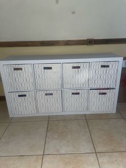 Better home cube storage w/cubbies included