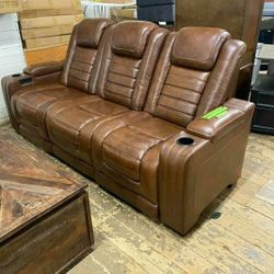Backtrack Chocolate Power Reclining Sofa for Sale in Beltsville, MD -  OfferUp