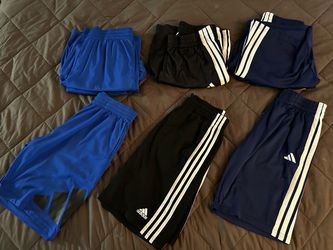 Boys sz18/20 basketball shorts
