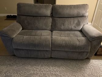 Lay Z boy power reclining sofa