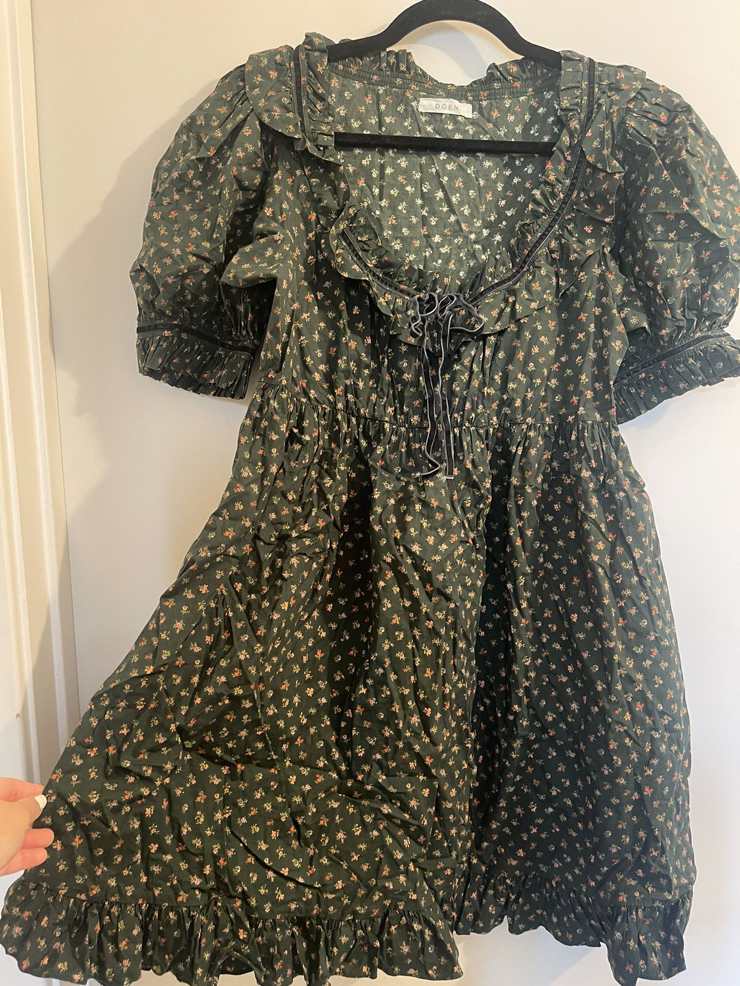 DOEN Green floral Dress, size S & M DOEN Green floral Dress, size S & M