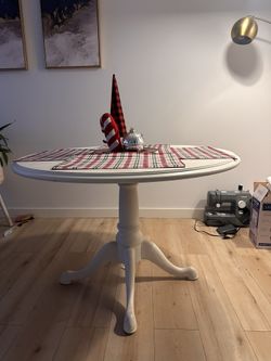 White Round Dining Table