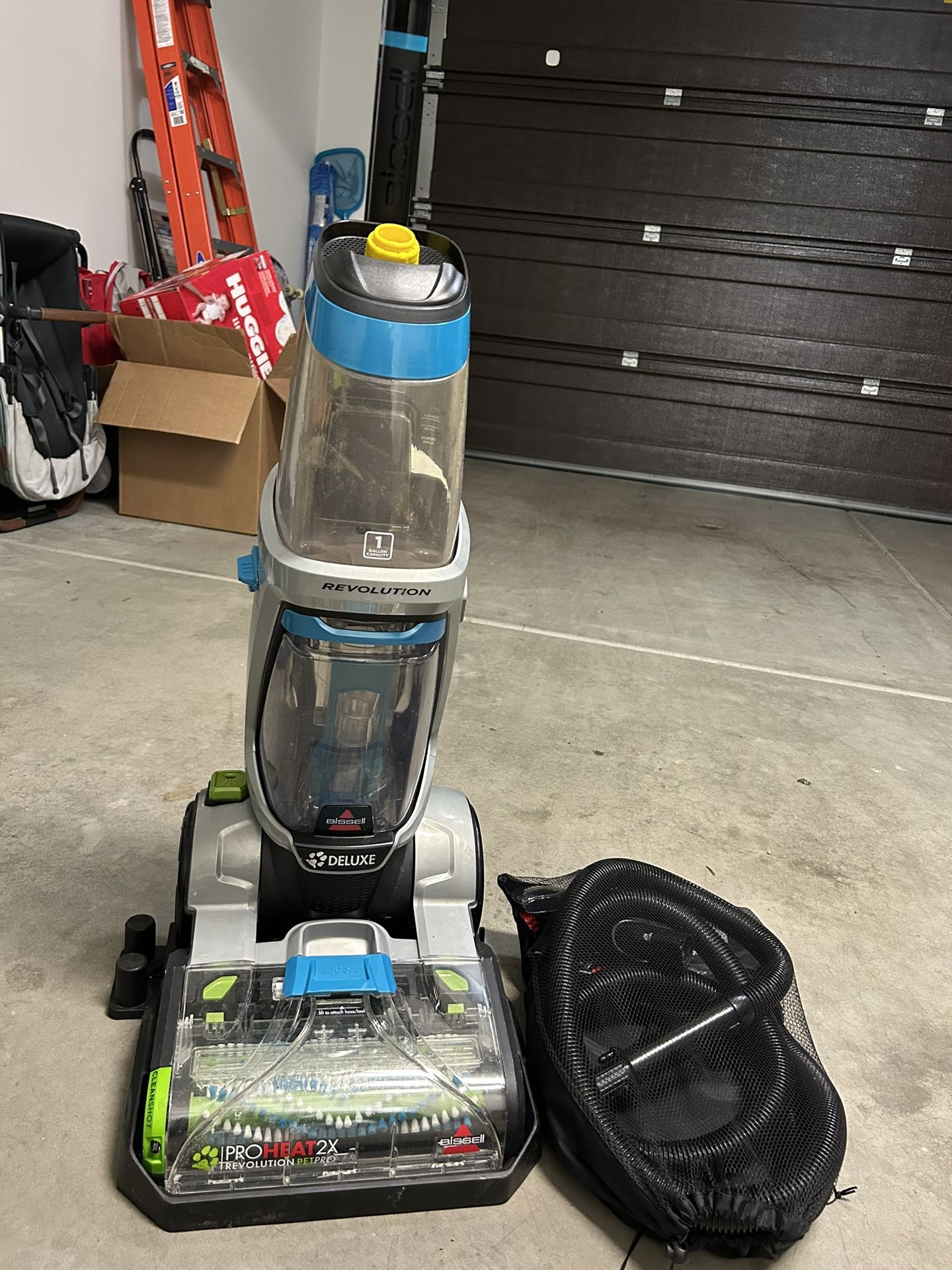 Bissell ProHeat Pet Pro Carpet Cleaner