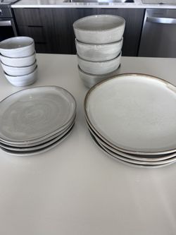 Magnolia Hearth And Hand Dish Set For 4