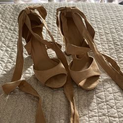 Wrap Around Ankle Heel