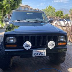2000 Jeep Cherokee