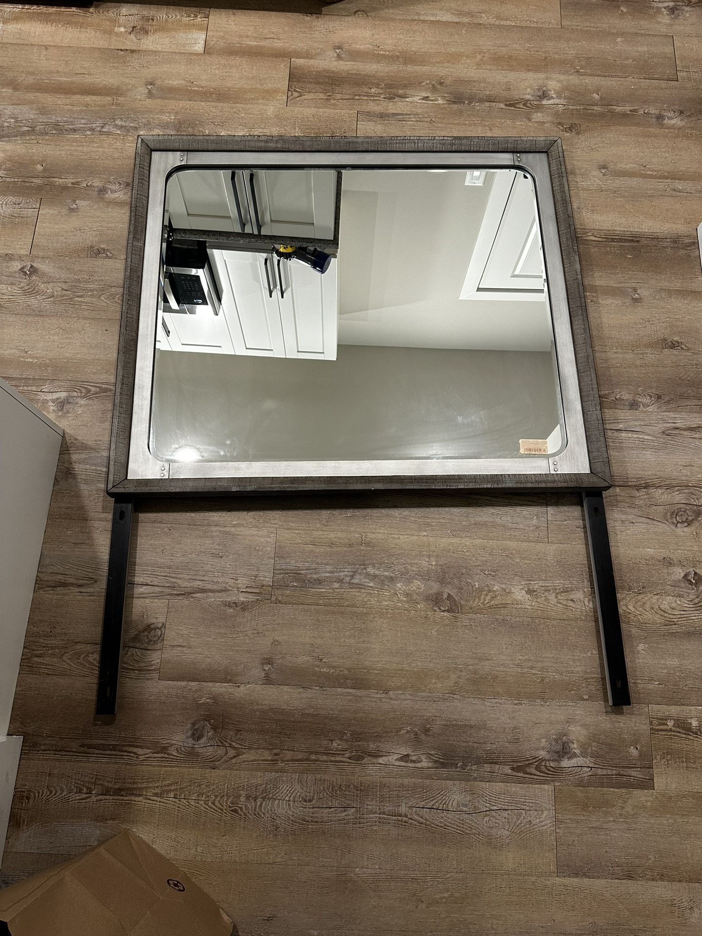 Langford Mirror