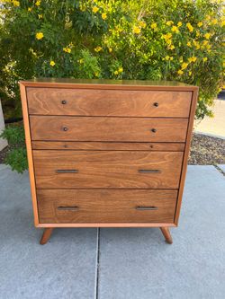 MCM dresser chest ( can deliver for $10!)