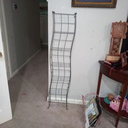 Metal Standing Curve Shelf